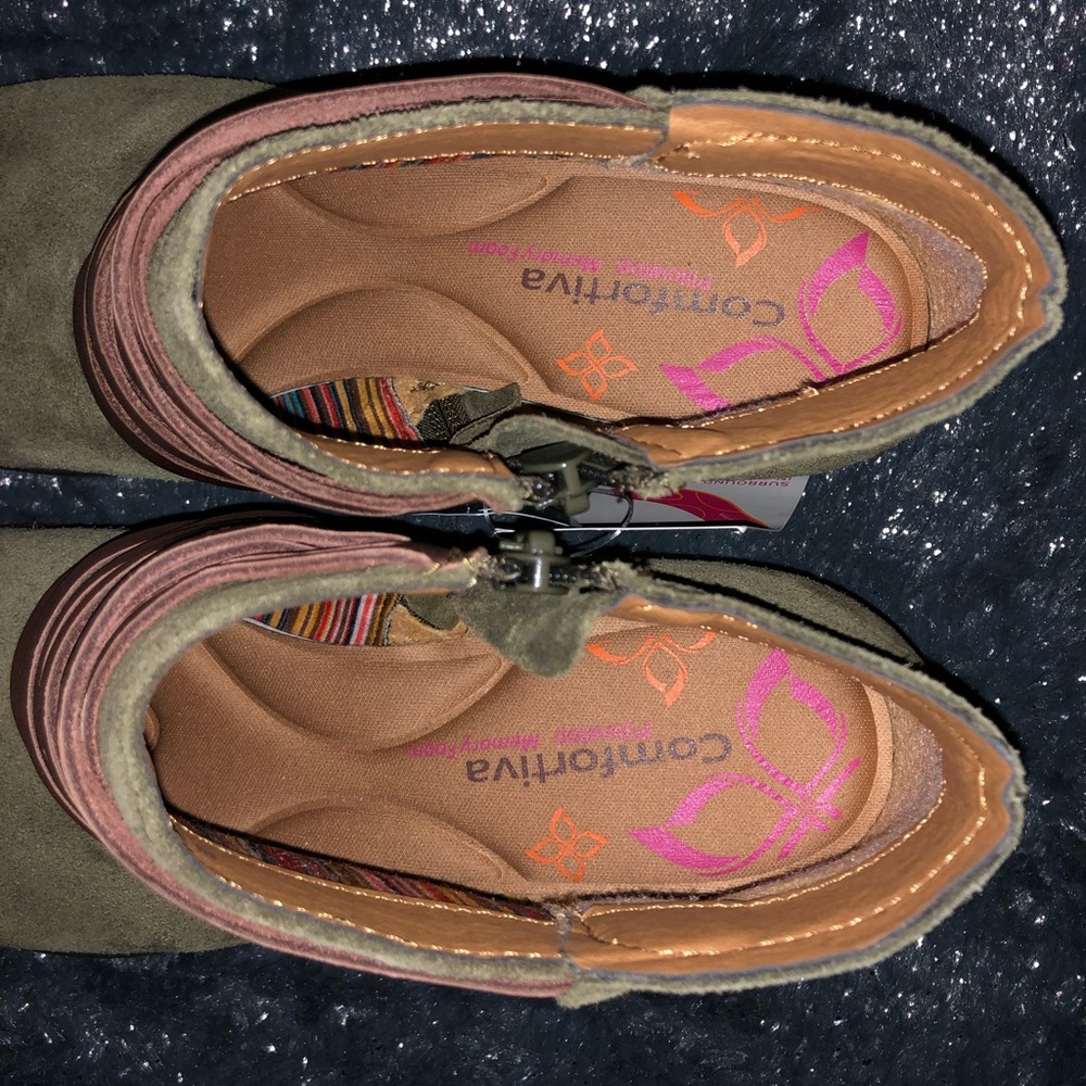 Comfortiva Corliss Booties - Picture 4 of 8